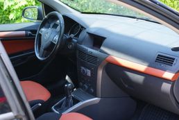 Opel ASTRA H, 2005, Petrovac - Vozila - Crna Gora