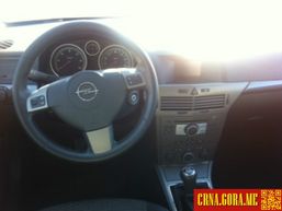 Prodajem auto: Opel - Astra 1,7cdti 2005 godište, Podgorica - Vozila - Crna Gora