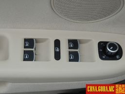 Prodajem auto: Volkswagen - Golf 6 1.6 TDI 2011 godište, Podgorica - Vozila - Crna Gora