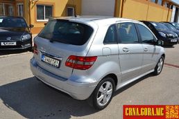 Prodajem auto: Mercedes Benz - B 200 068/040-323 2010 godište, Nikšić - Vozila - Crna Gora