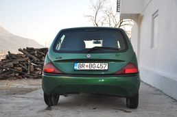 prodajem lanciu Y - Vozila - Crna Gora
