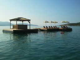 Izrada Bar(šank) na vodi - Vozila - Crna Gora