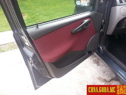 Prodajem auto: Fiat - Punto 1.2i 2002 godište, Podgorica - Vozila - Crna Gora