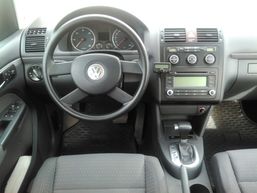 VW TOURAN 2.0 TDI FULL - Vozila - Crna Gora