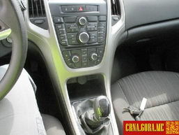 Prodajem auto: Opel - Astra 1.7cdti karavan 2012 godište, Podgorica - Vozila - Crna Gora