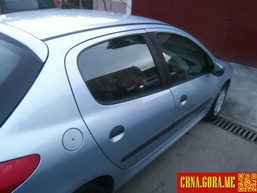 Prodajem auto: Peugeot - 206 1.4 I 2001 godište, Podgorica - Vozila - Crna Gora
