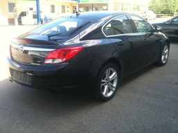 Opel Insignia 2.0 CDTI Sports - Vozila - Crna Gora