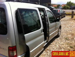Prodajem auto: Citroen - Berlingo 1,6hdi 2006 godište, Podgorica - Vozila - Crna Gora