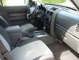 Dodge Nitro 2.8 CRD DPF 4WD - Vozila - Crna Gora
