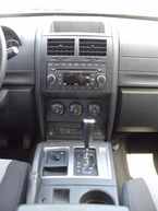 Dodge Nitro 2.8 CRD DPF 4WD - Vozila - Crna Gora