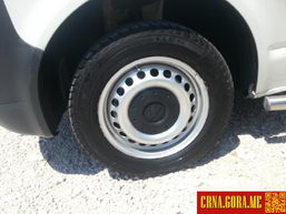 Prodajem auto: Volkswagen - T5 TDI 2009 godište, Cetinje - Vozila - Crna Gora