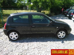 Prodajem auto: Renault - Clio i 2003 godište, Podgorica - Vozila - Crna Gora