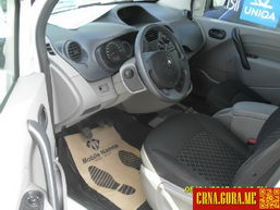 Prodajem auto: Renault - Kangoo dci 2010 godište, Podgorica - Vozila - Crna Gora