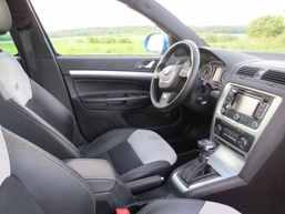 Skoda Octavia Combi 2.0TDI RS - Vozila - Crna Gora