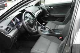 Honda Accord Tourer 2.2i DTEC - Vozila - Crna Gora