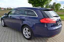 Opel Insignia 2.0 CDTI Sports Tourer - Vozila - Crna Gora