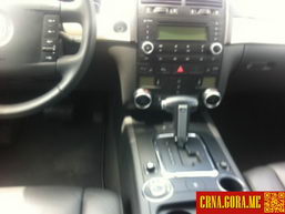 Prodajem auto: Volkswagen - Touareg 2,5d automatik 2008 godište, Podgorica - Vozila - Crna Gora