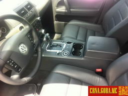 Prodajem auto: Volkswagen - Touareg 2,5d automatik 2008 godište, Podgorica - Vozila - Crna Gora