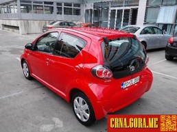 Prodajem auto: Toyota - Aygo 1.0 VVT-i 2010 godište, Podgorica - Vozila - Crna Gora