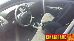 Prodajem auto: Renault - Megane 1,5dci 2004 godište, Podgorica - Vozila - Crna Gora