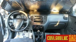 Prodajem auto: Kia - Rio CRDI 2006 godište, Cetinje - Vozila - Crna Gora