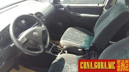 Prodajem auto: Opel - Zafira 2,0dti 2001 godište, Podgorica - Vozila - Crna Gora