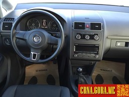 Prodajem auto: Volkswagen - Touran  2011 godište, Cetinje - Vozila - Crna Gora