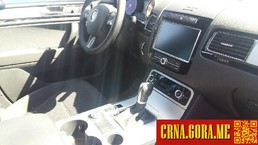 Prodajem auto: Volkswagen - Touareg 3,0d automatik 2010 godište, Podgorica - Vozila - Crna Gora
