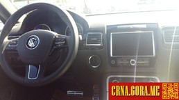 Prodajem auto: Volkswagen - Touareg 3,0d automatik 2010 godište, Podgorica - Vozila - Crna Gora