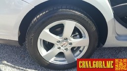 Prodajem auto: Volkswagen - Golf 5 1.9 TDI SW 77 KW 2008 godište, Podgorica - Vozila - Crna Gora