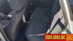 Prodajem auto: Volkswagen - Polo 1.2i 2002 godište, Podgorica - Vozila - Crna Gora