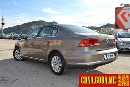 Prodajem auto: Volkswagen - Passat 2.0 TDI 2011 godište, Nikšić - Vozila - Crna Gora