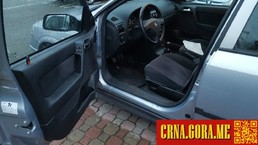 Prodajem auto: Opel - Astra 1,7dti 2002 godište, Podgorica - Vozila - Crna Gora