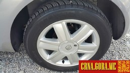 Prodajem auto: Renault - Megane 1.5 dci 60 kw 2003 godište, Podgorica - Vozila - Crna Gora