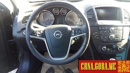 Prodajem auto: Opel - Insignia 2,0cdti 2010 godište, Podgorica - Vozila - Crna Gora