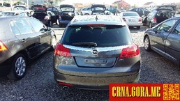 Prodajem auto: Opel - Insignia 2,0cdti 2010 godište, Podgorica - Vozila - Crna Gora