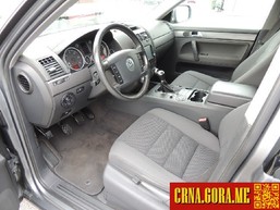 Prodajem auto: Volkswagen - Touareg 2.5 TDI 2004 godište, Podgorica - Vozila - Crna Gora